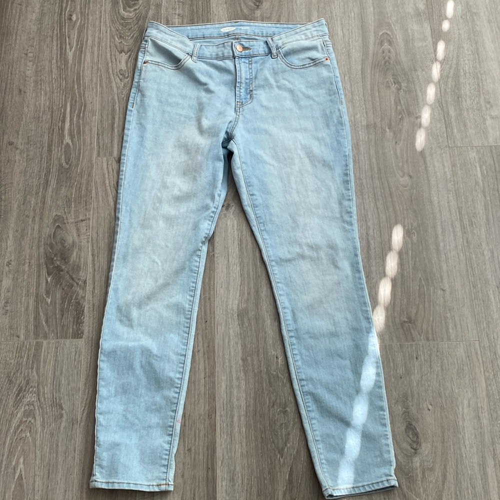 Old Navy Super Skinny Fit Light Wash Jeans